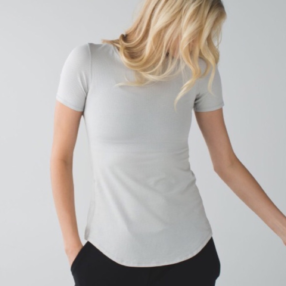Lululemon Inner Essence Short Sleeve Tee